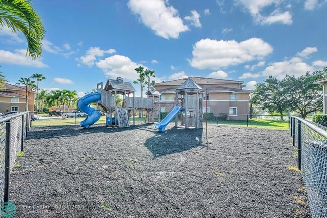 Building Photo - 3679 NW Adriatic Ln