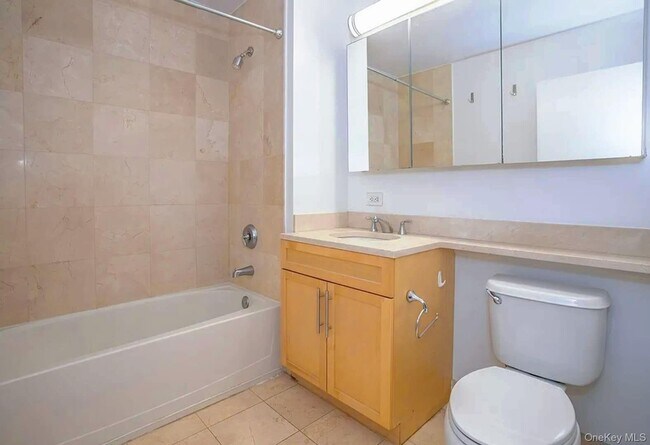 Building Photo - 40-28 College Point Blvd