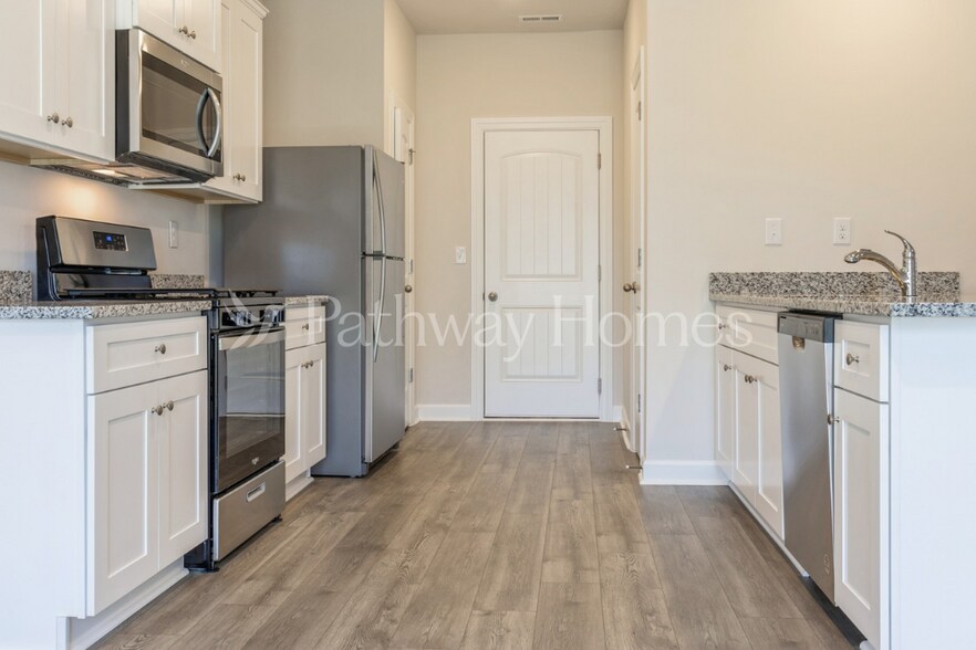 Building Photo - 2313 Nabali Wy