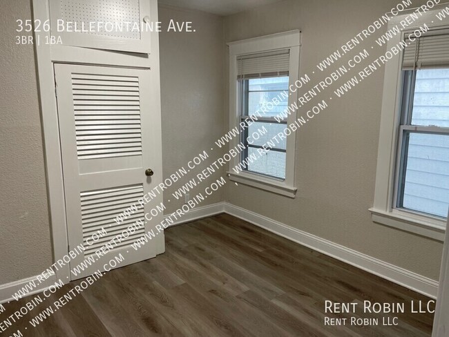 Building Photo - RENT SPECIAL! RECENTLY UPDATED!