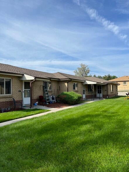 Unit C is the back unit - 4605 Otis St