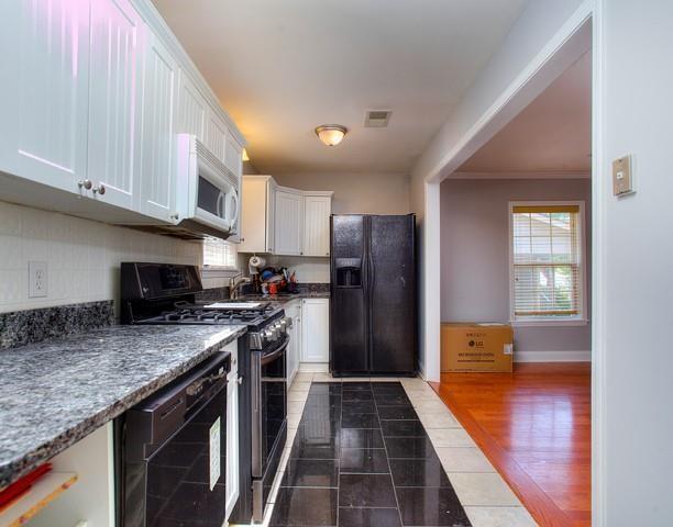 Building Photo - 831 Tanner Dr