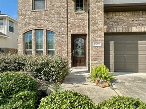 Building Photo - 18002 Alora Springs Trace