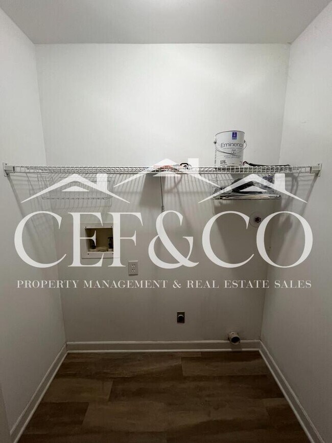 Building Photo - 109 Misty Brook Dr