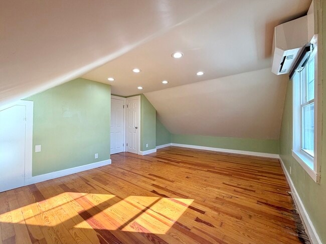 Building Photo - 36 Annavoy St