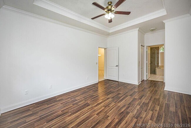 Building Photo - 10704 Oak Bend Way