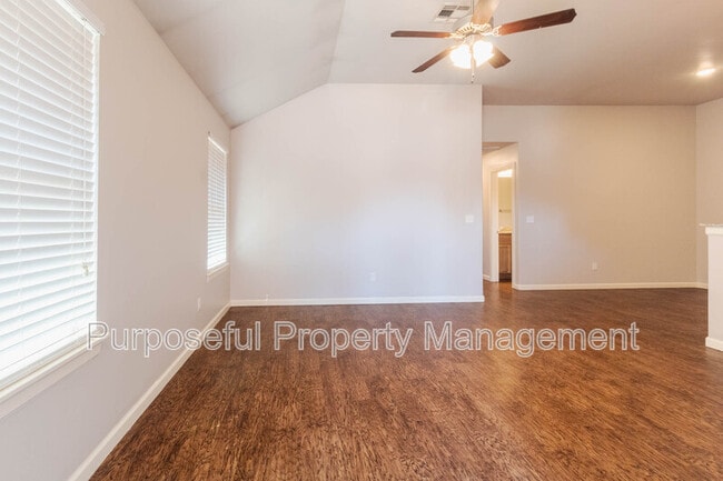 Building Photo - 4329 Edinburg Way
