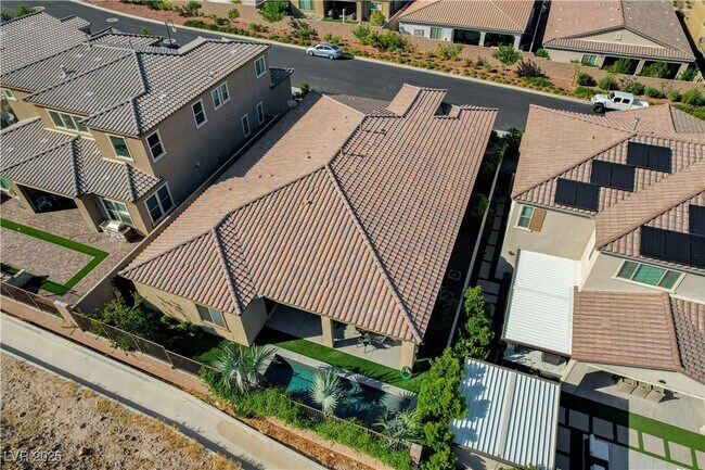 Building Photo - 3943 Reyes Ave