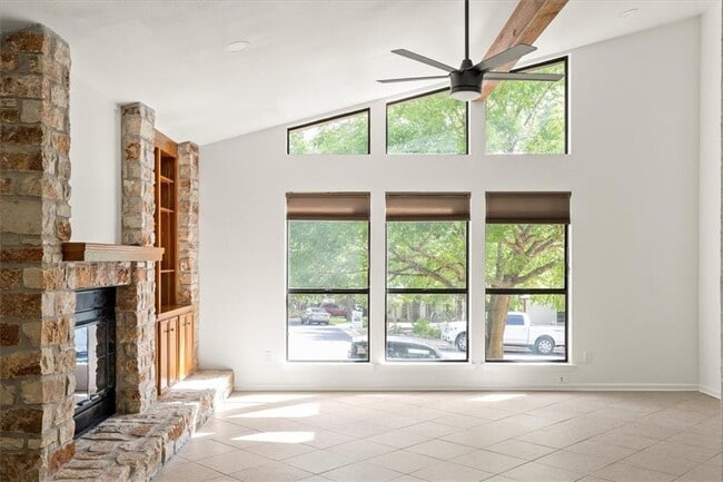Building Photo - 6100 Danwood Dr