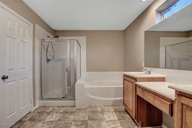 Building Photo - 7224 Rosebriar Ct