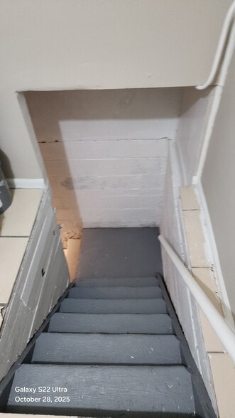 Building Photo - 23156 Bolam Ave