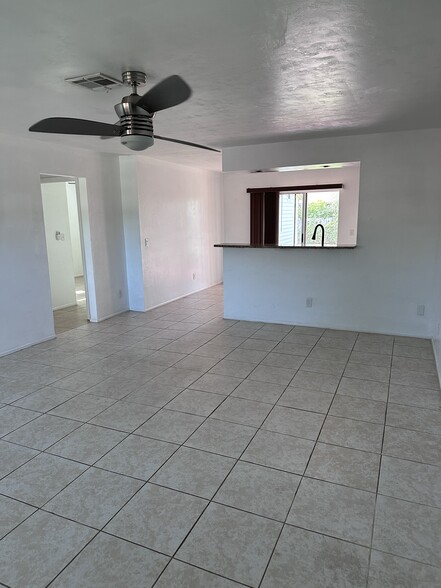 Living Room 14x20 - 4474 Frankie Ct