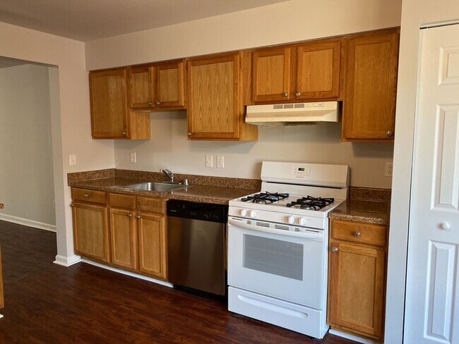 Building Photo - 10717 Greta Lynn Ct