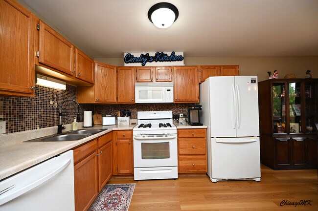 Building Photo - 340 Woodridge Cir