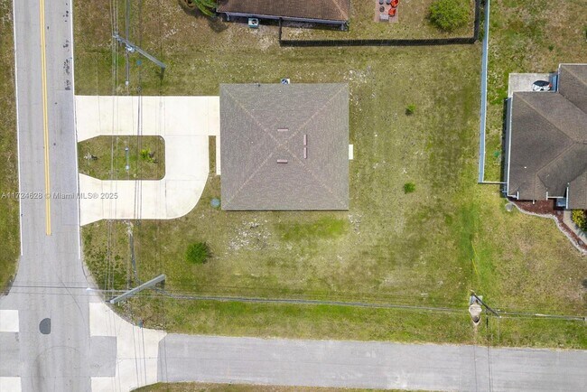 Building Photo - 4102 SW Port St Lucie Blvd