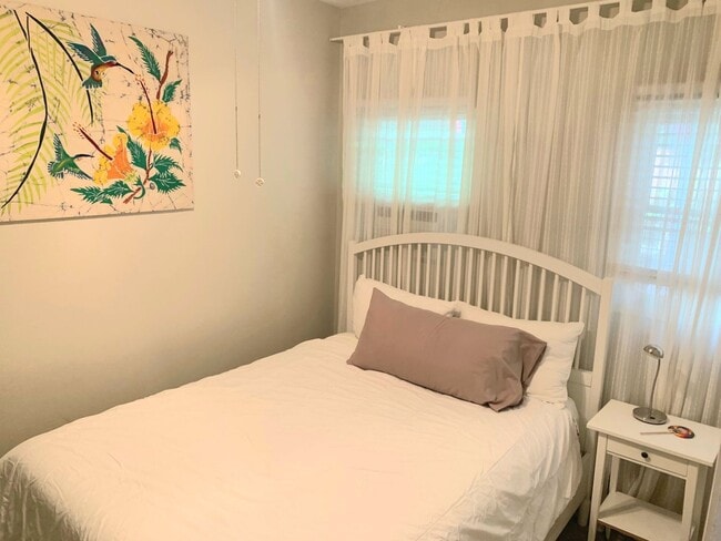 Building Photo - Old Town San Diego Unit