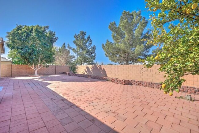 Building Photo - READY TO VIEW NOW! Remodeled-Huge 5 Bedroo...