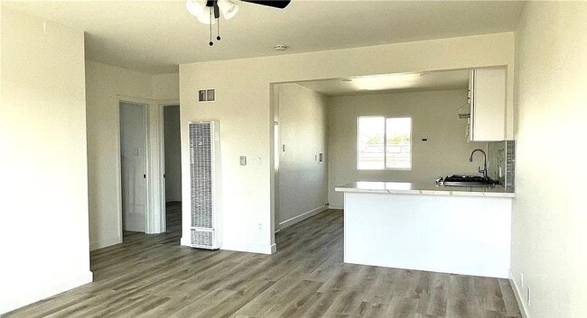 Building Photo - 8709 Lyndora St