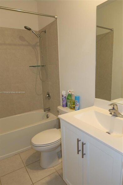 Building Photo - 18240 SW 148th Rd