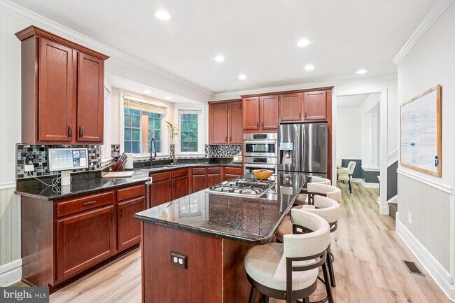 Building Photo - 8761 Ellis Mill Dr