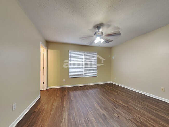 Building Photo - 2223 Fedders Ct
