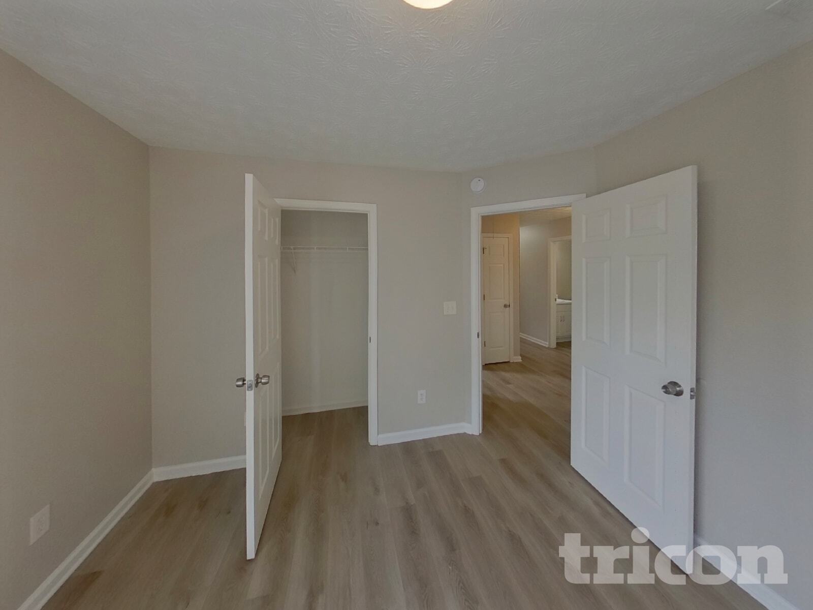 Building Photo - 1504 Riverglen Dr