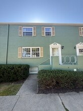 Building Photo - 9 Chapel Dr