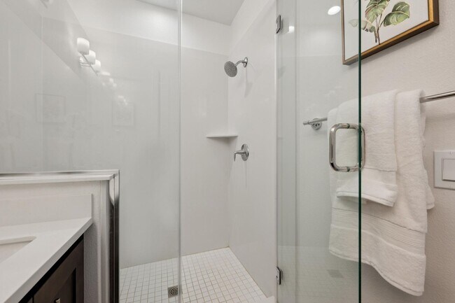 Building Photo - 3479 Client Cmn