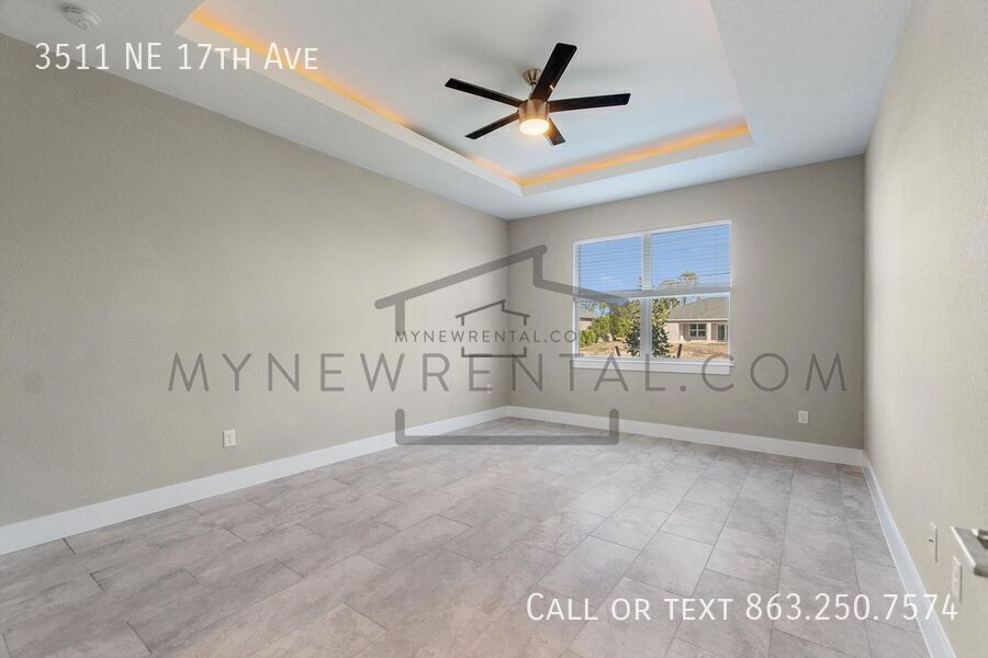 Building Photo - 3511 NE 17th Ave