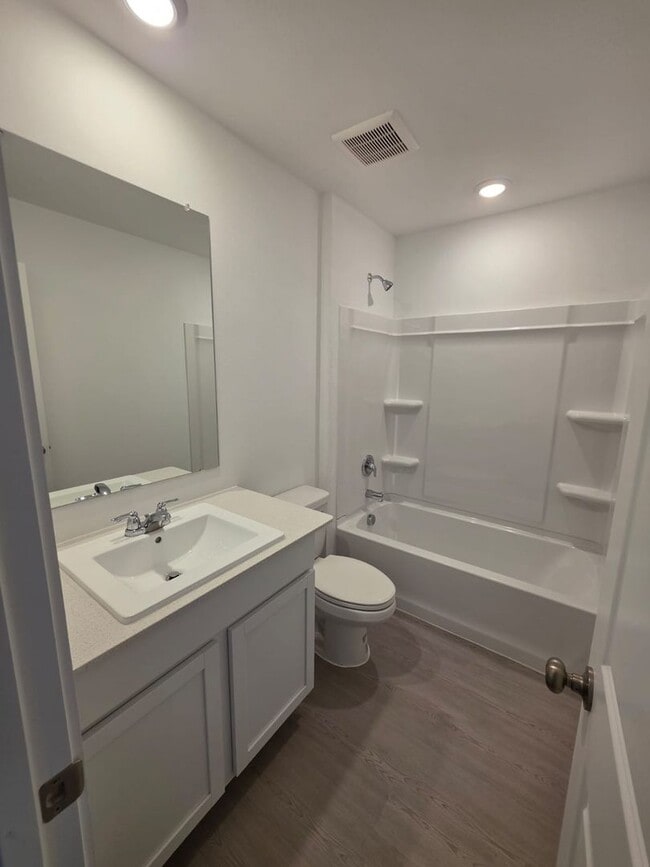 Building Photo - NEWLY BUILT 3 bedroom 2.5 Bath for RENT !!!