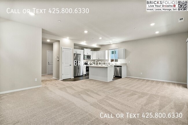 Building Photo - 4261 Pronghorn Pl