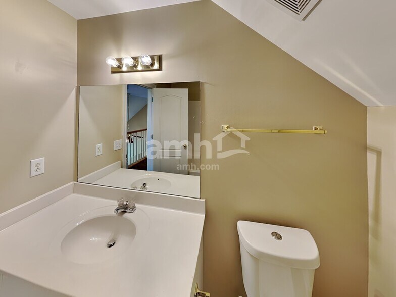 Building Photo - 2710 Soaring Eagle Ct