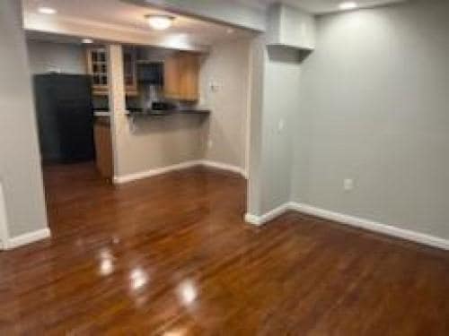 Building Photo - 212 S State Rd