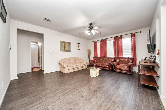 Building Photo - 21702 Crest Peak Way