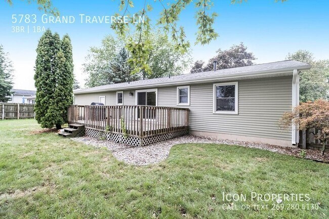 Building Photo - 5783 Grand Traverse Ln
