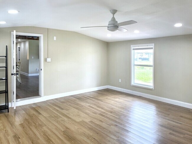 Building Photo - 1667 Rudy Ct