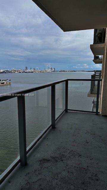Building Photo - 1155 Brickell Bay Dr