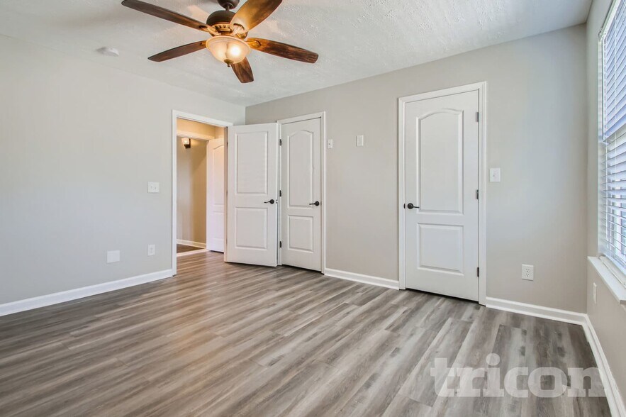 Building Photo - 241 Sundown Dr