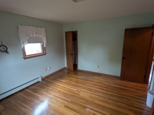 Building Photo - 29 Ridgecrest Rd