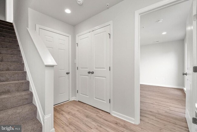 Building Photo - 3091 Herr St