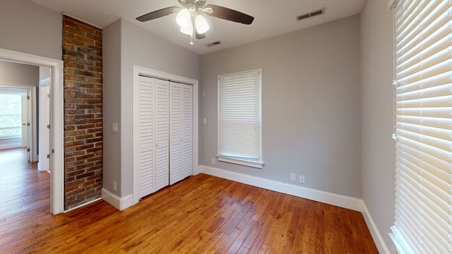 Building Photo - 1644 Forest Ave