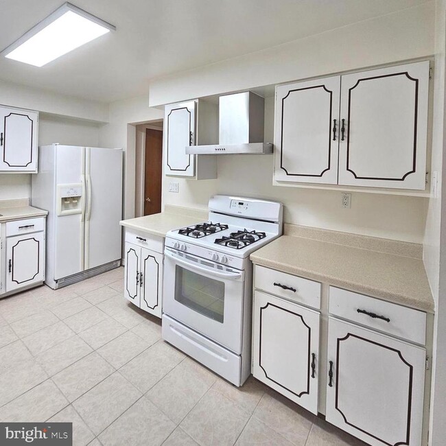 Building Photo - 7304 Camp Alger Ave