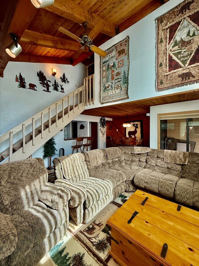 Building Photo - Fully Furnished 2BD/2BA Mountain Townhome | Cozy Pellet Stove | Parking Included