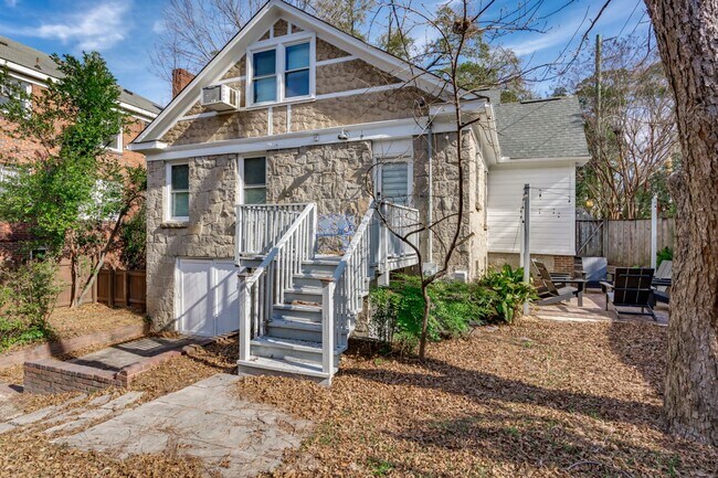 Building Photo - Leasing Now! - Charming 3-Bed, 2-Bath Stone Cottage in Shandon/Wales Garden - Walk to 5 Points!