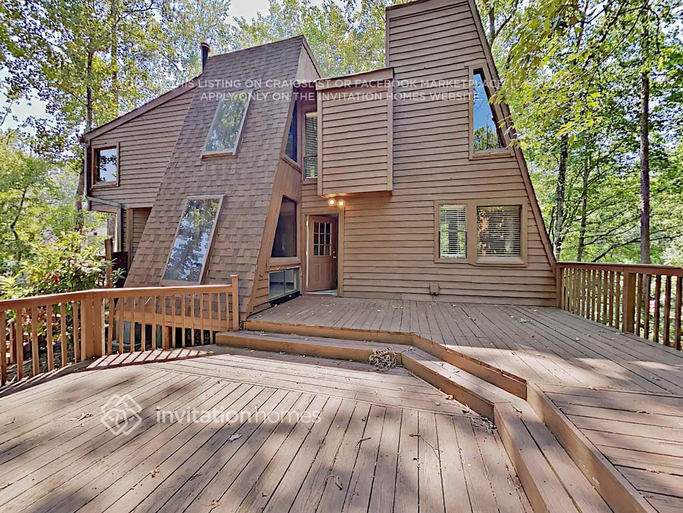 Building Photo - 2955 Pond View Ct
