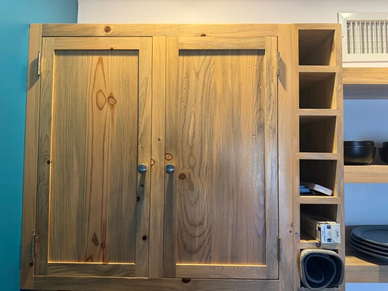 Building Photo - 342 S Mount Vernon Ave