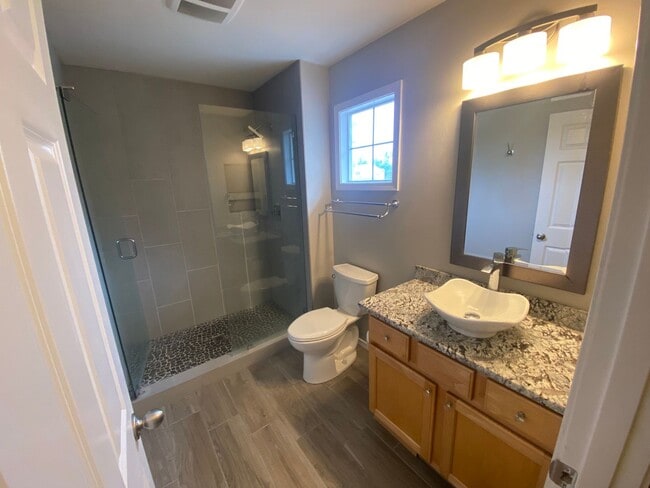Building Photo - 3 Bedroom Corner Lot DuPont Home