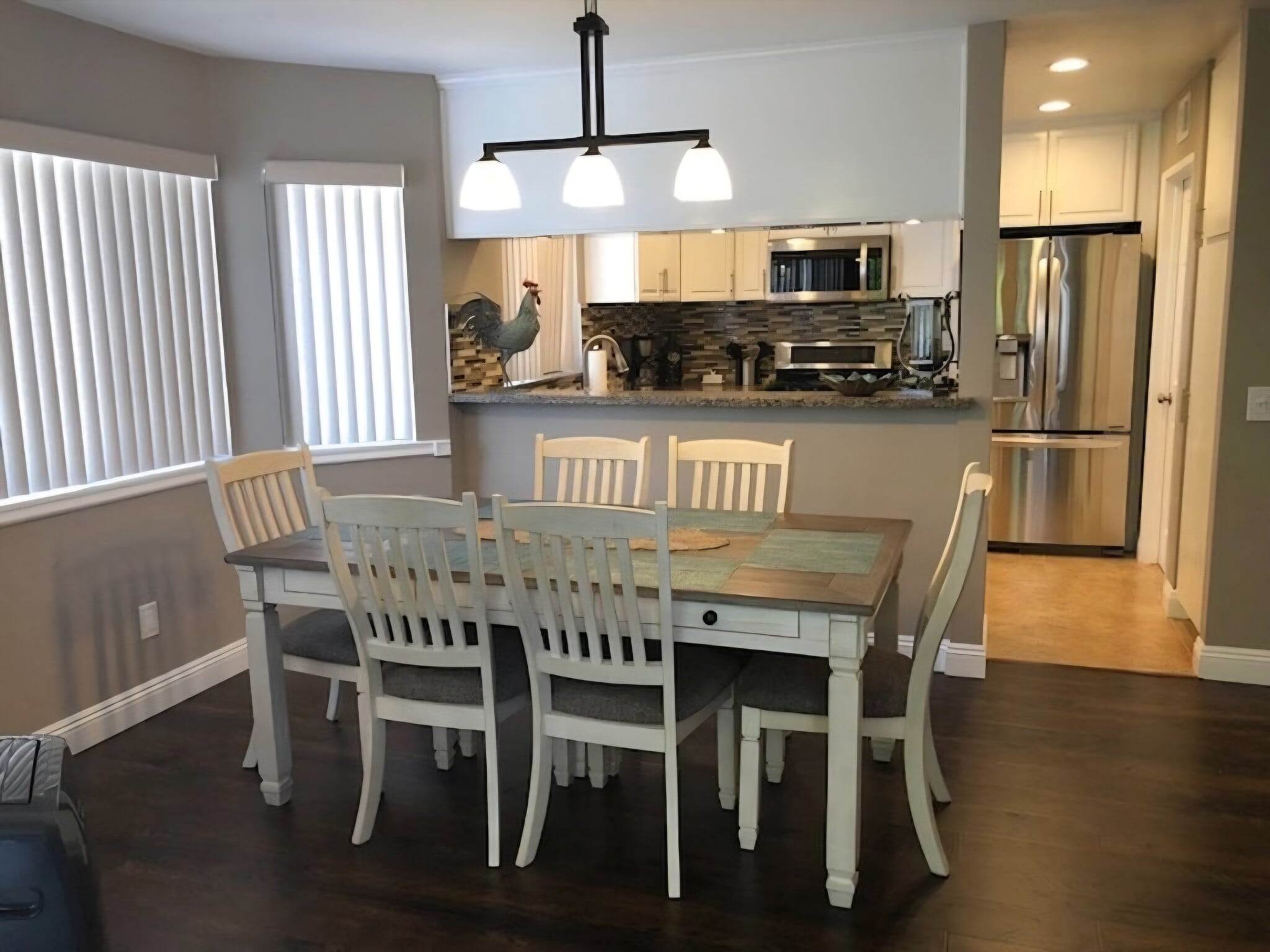 Building Photo - 1279 Calle Bonita