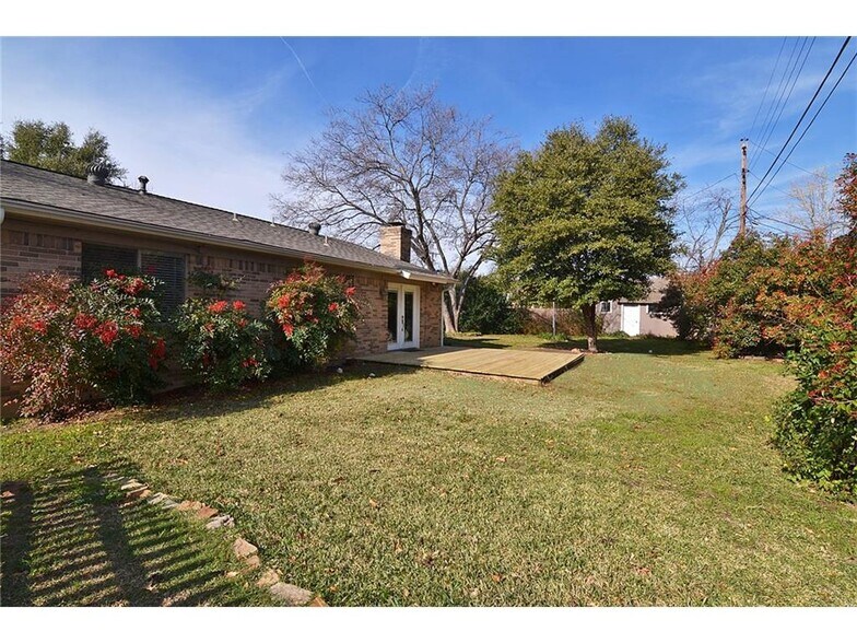Building Photo - 3218 ridgeway street