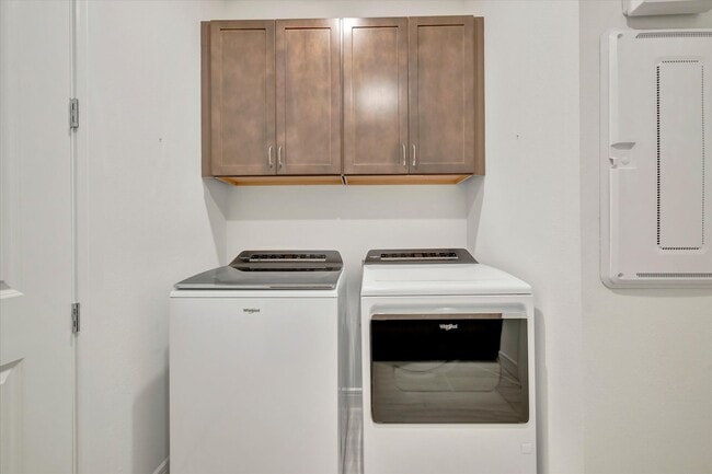 Building Photo - Del Webb Bayview Home, Active 55+ Communit...